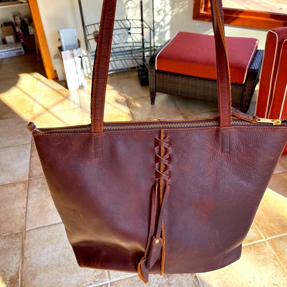 Leather tote - Picture 3 of 7